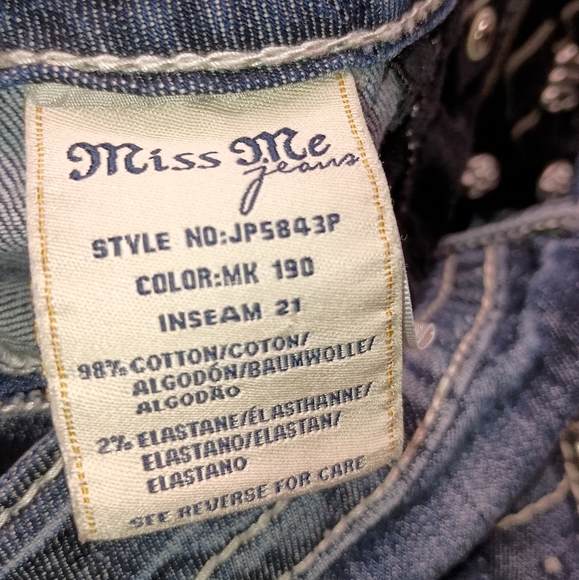 New Condition MISS ME bling embroidered cuffed blue denim capris (#41) - Picture 4 of 11